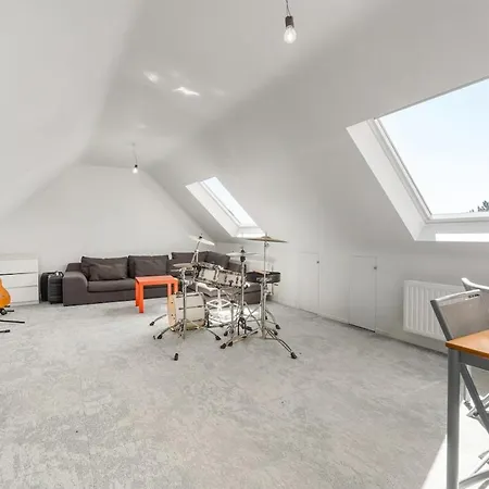 Maison Des Beaux Jours 데한